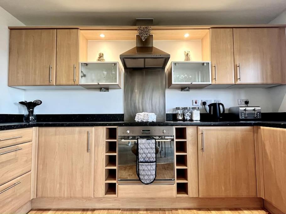 Beachfront Bliss With Spectacular Views لينيلي المظهر الخارجي الصورة